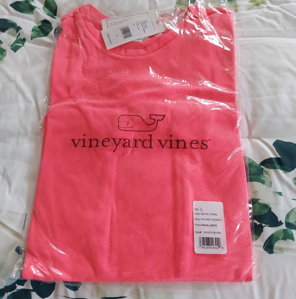 Vineyard Vines Womens Tee